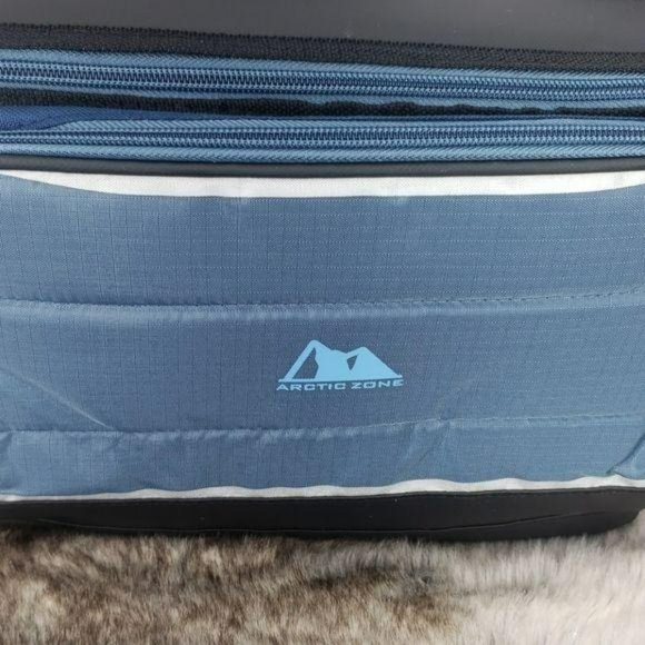 Arctic Zone‎ Ultimate Collapsible 12 can Cooler - Picture 2 of 8